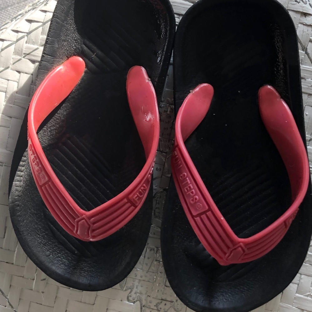 Kids sandals